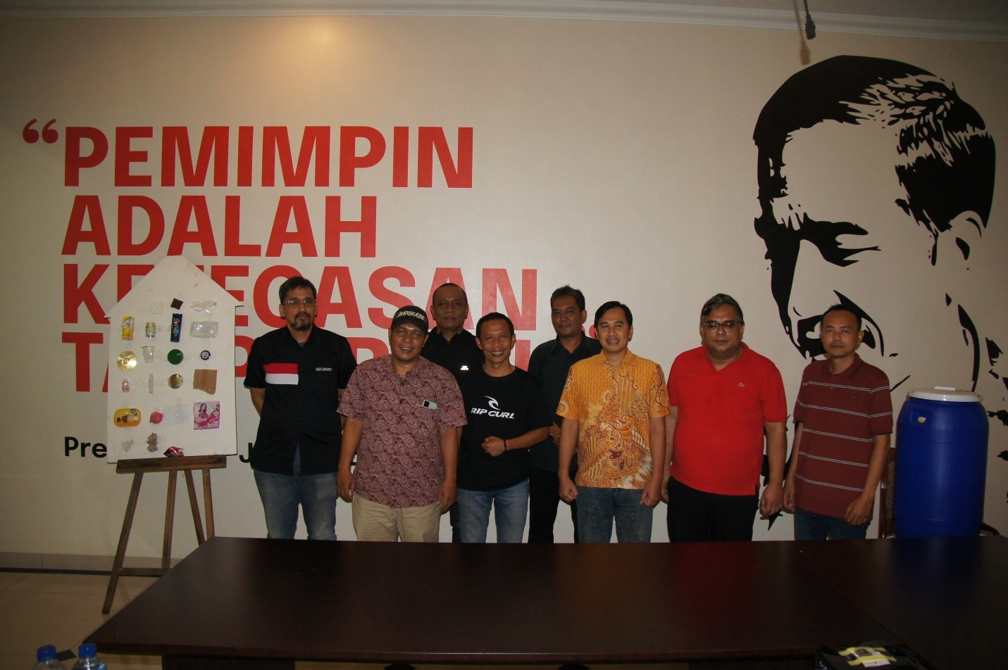DPN Barikade 98 Gelar FGD Tentang Pendirian Bank Sampah