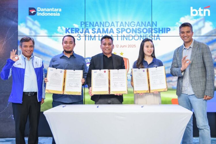 BTN Sponsori 3 Klub Sepakbola Liga 1 Indonesia Dorong Ekosistem Sepakbola dan Digitalisasi Layanan Keuangan