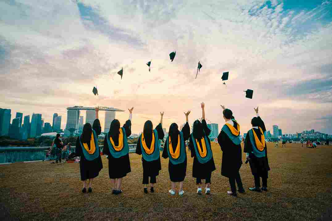 Ingin Kuliah ke Luar Negeri? Ini Rahasia Lolos Seleksi dan Dapat Beasiswa