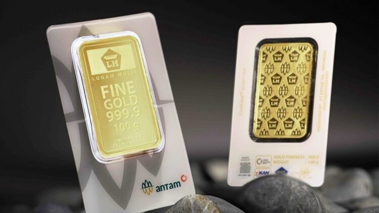 Harga Emas Antam Hari Ini Anjlok, Turun hingga Rp45.000