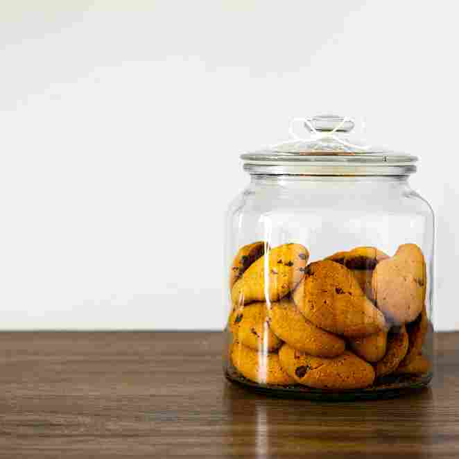 Jangan Dibuang! Ini Tips Kreatif Memanfaatkan Toples Lama agar Lebaran Tetap Estetik dan Hemat