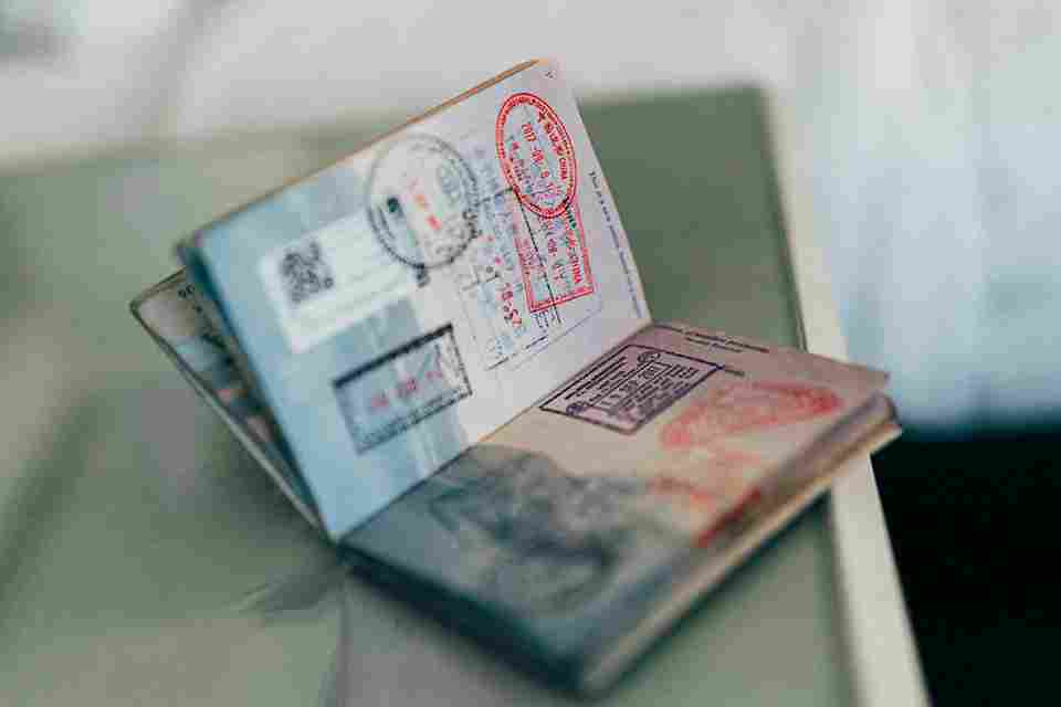 Warga RI Berpeluang Bebas Visa ke Belarus, Penerbangan Langsung Jadi Target Baru