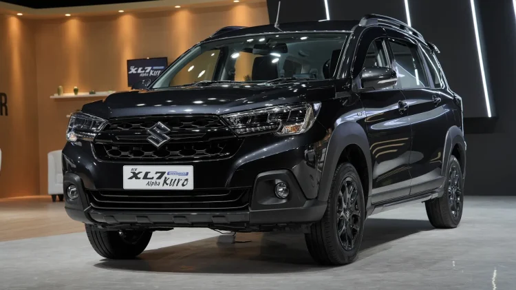 Suzuki XL7 Hybrid Alpha Kuro, SUV Hybrid dengan Tampilan Lebih Eksklusif